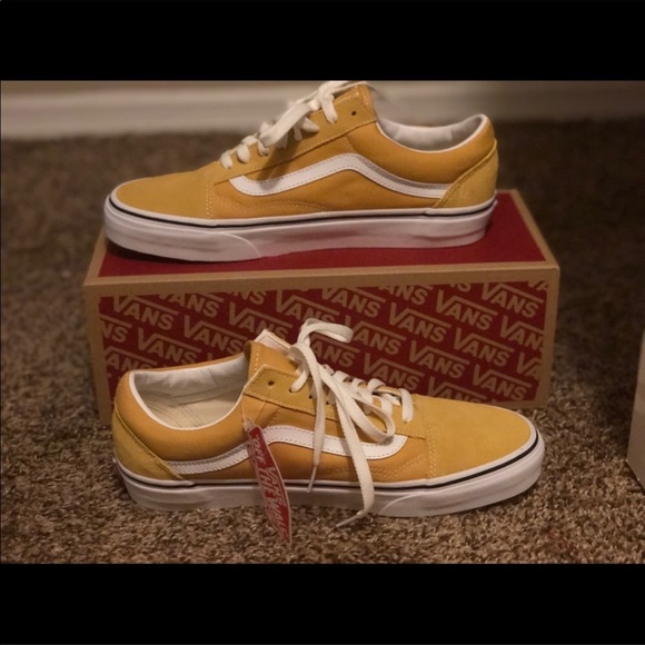 BRAND NEW 💫 Mustard Yellow Old Skool Slip On Vans - Picture 2 of 3